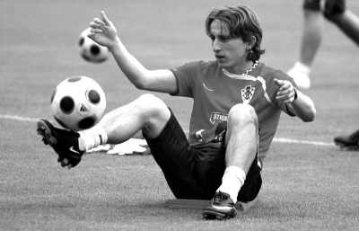 程进：弗兰克希望球迷不只是记得他一人，继续支持新一代球员