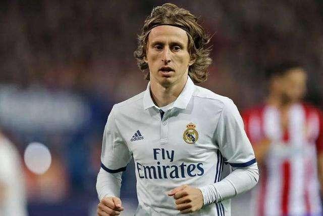 B费点球真的稳！稳稳骗过门将进球