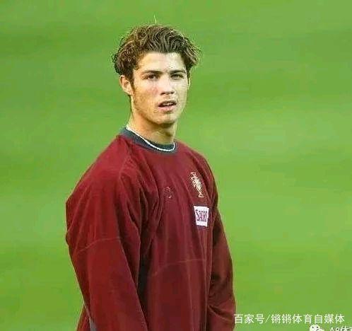 他甚至有些 他甚至有些