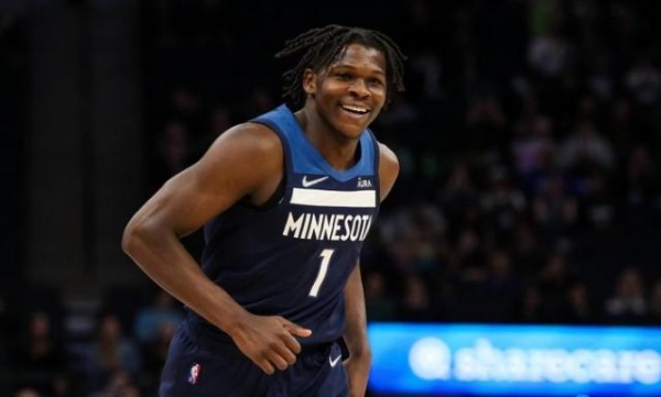 她在短推方 她在短推方